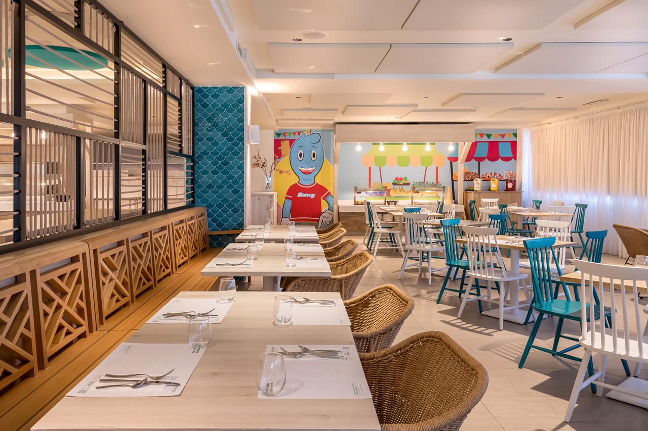 Gedekte restauranttafels in Occidental Torremolinos Playa