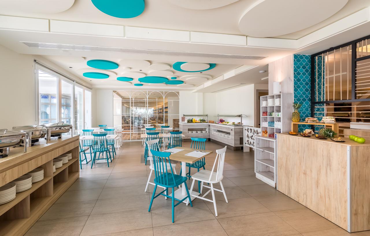 Licht buffetgedeelte van Occidental Torremolinos Playa